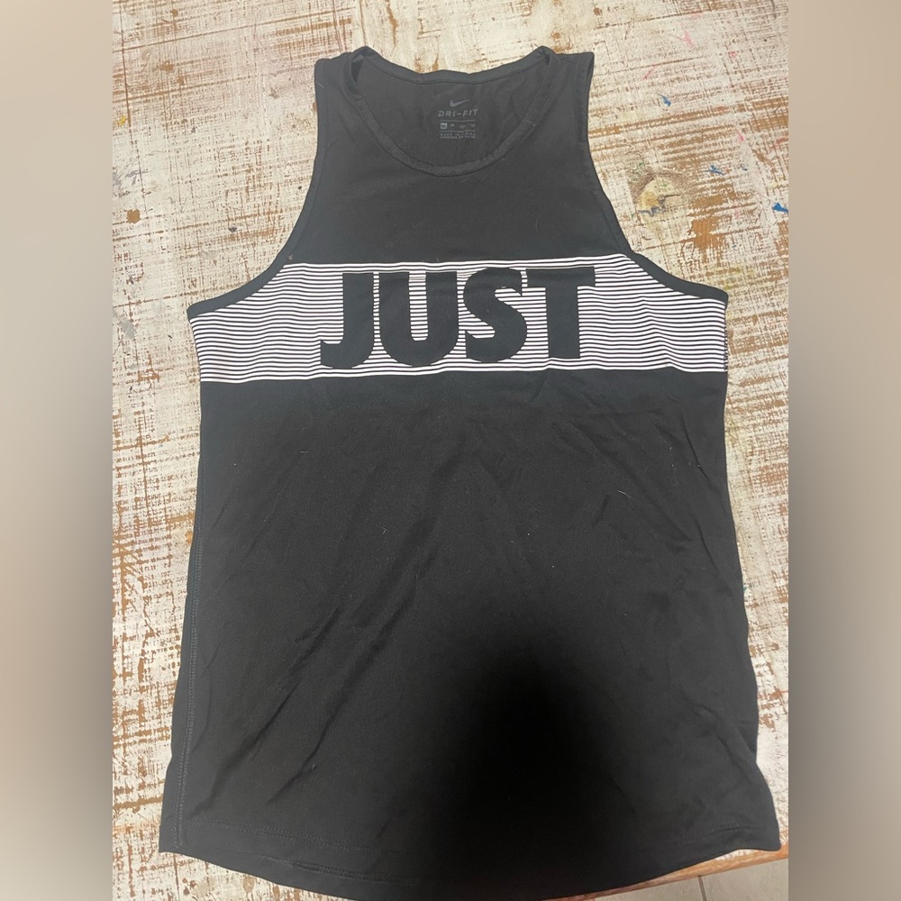 Black and white Nike JUST DO IT tank top